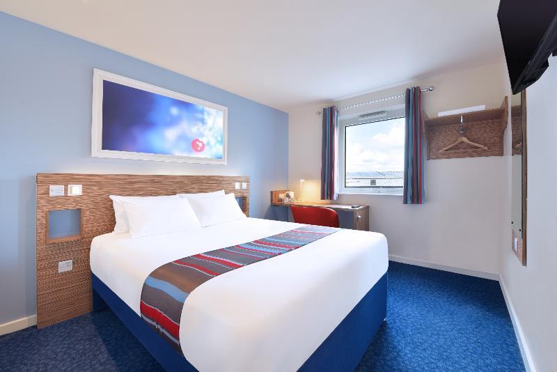 Travelodge Cardiff Airport Barry Esterno foto